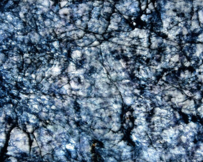 Acquamarine-Crystal-translucent